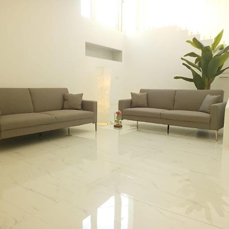 Elegant Basement Suite Orosei Dış mekan fotoğraf
