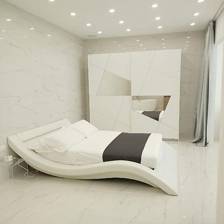 Elegant Basement Suite Orosei Dış mekan fotoğraf