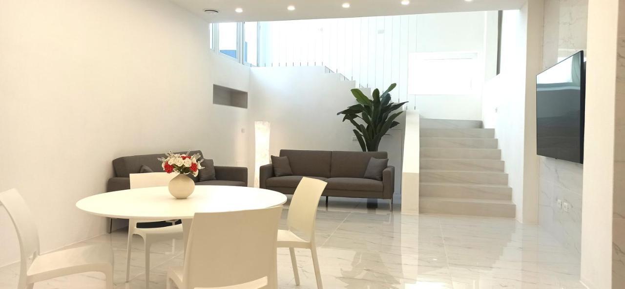 Elegant Basement Suite Orosei Dış mekan fotoğraf
