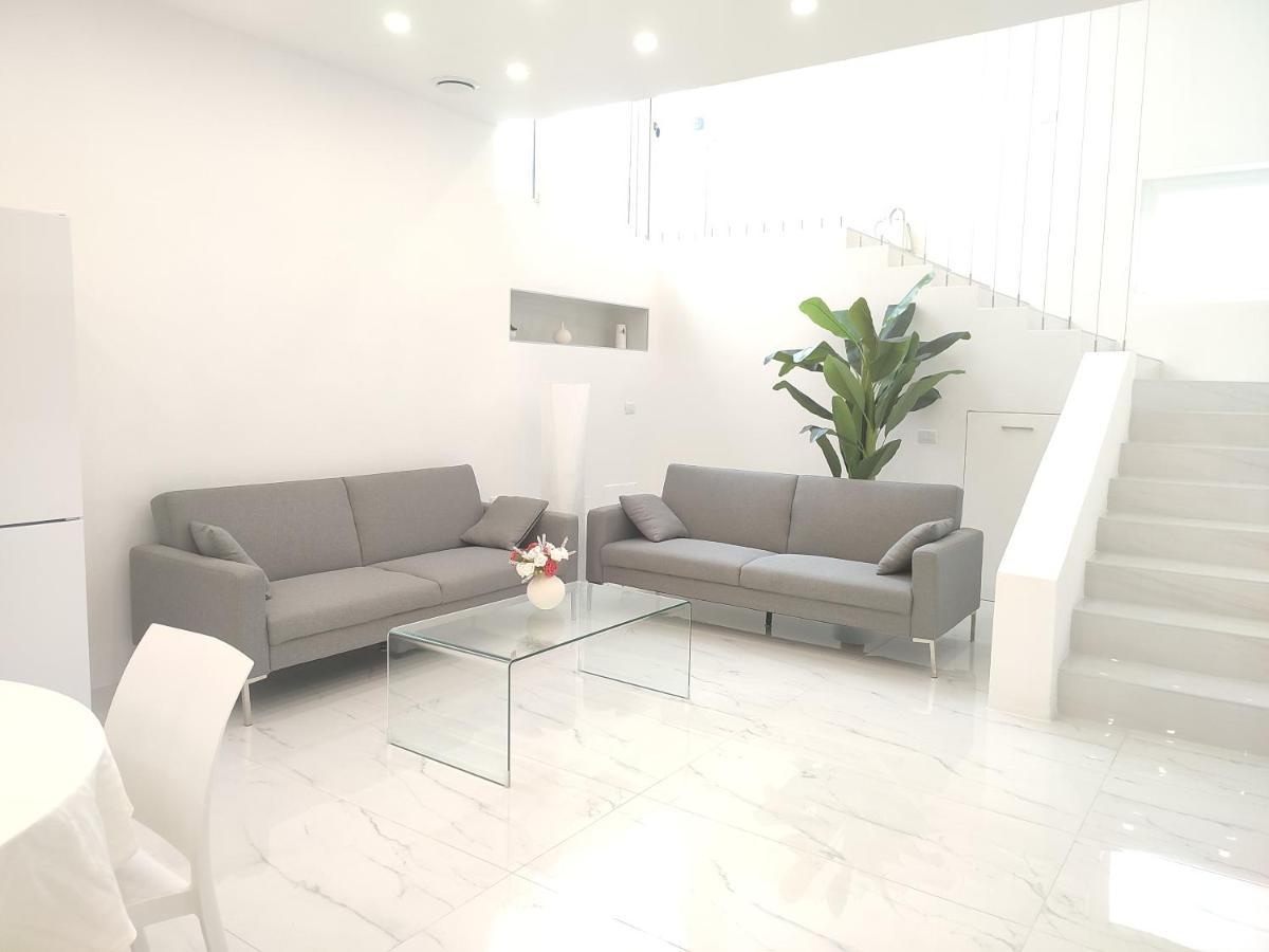 Elegant Basement Suite Orosei Dış mekan fotoğraf